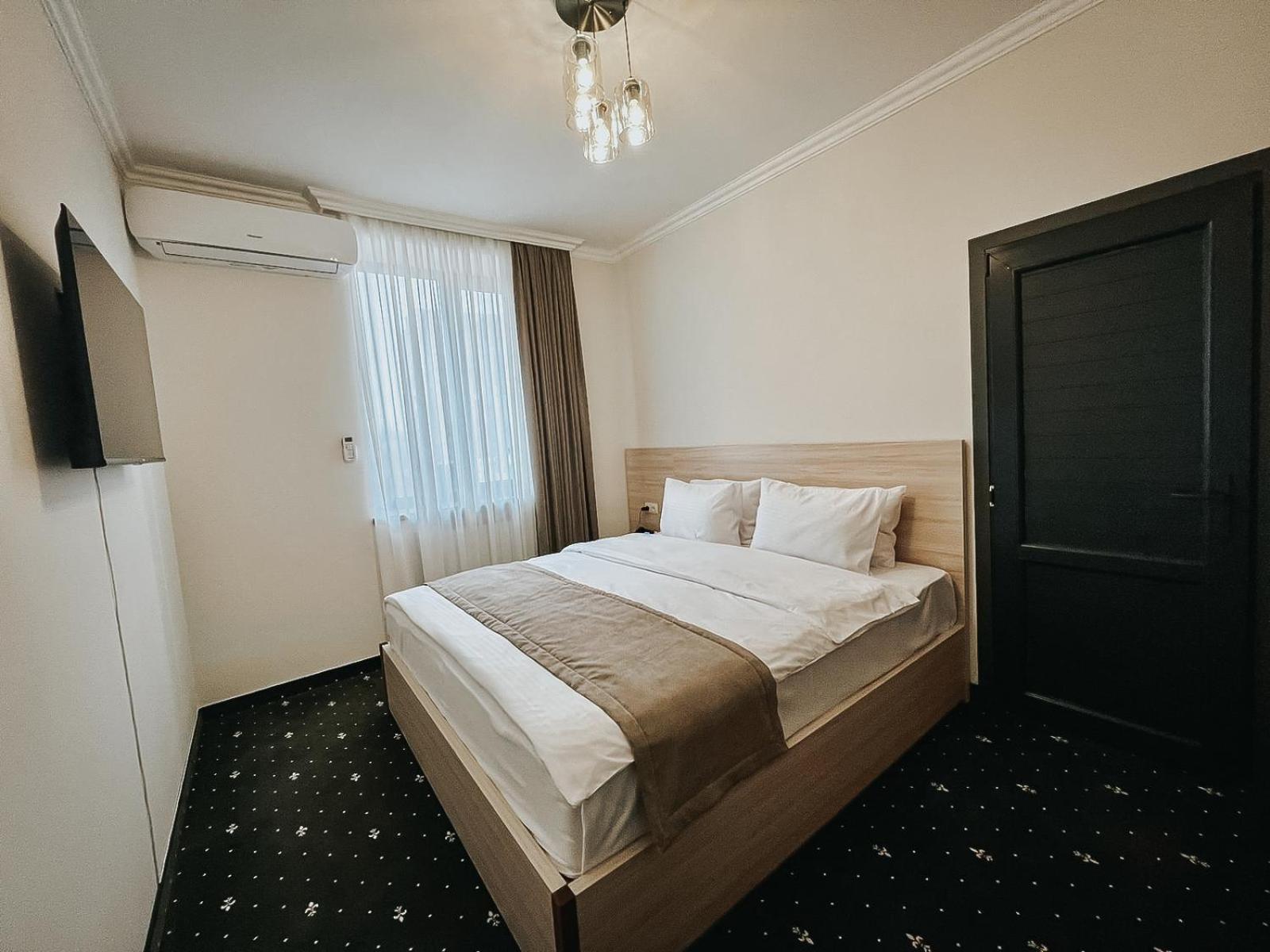 Colette Hotel Γιερεβάν Εξωτερικό φωτογραφία